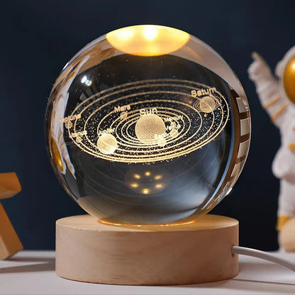 Prime Crystal Ball Lamp